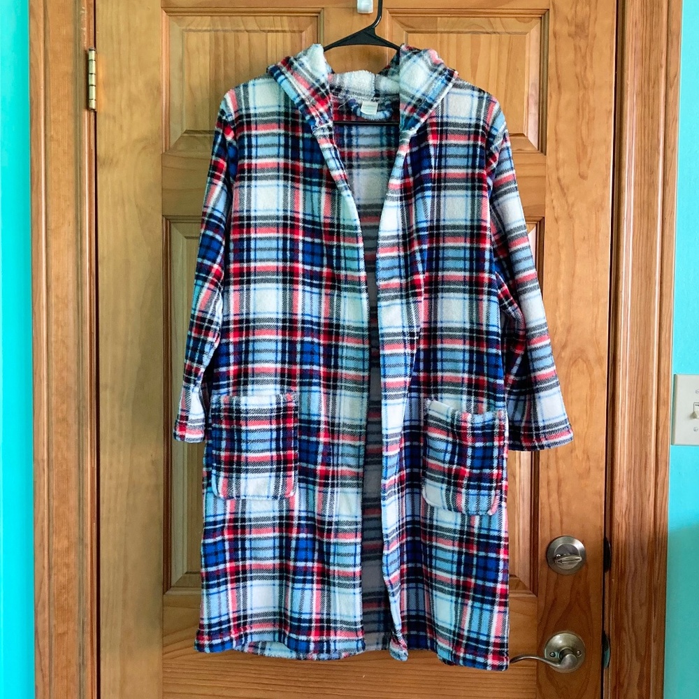 Boy’s size 10-12 red, white, and blue plaid Thereabouts robe/housecoat with hood